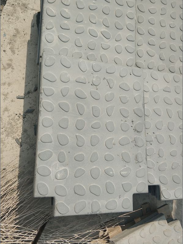 復合電纜溝蓋板的優勢和特點