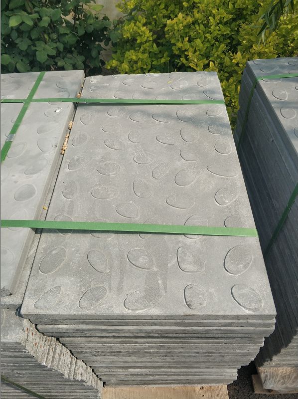 如何矯正電纜溝蓋板變形