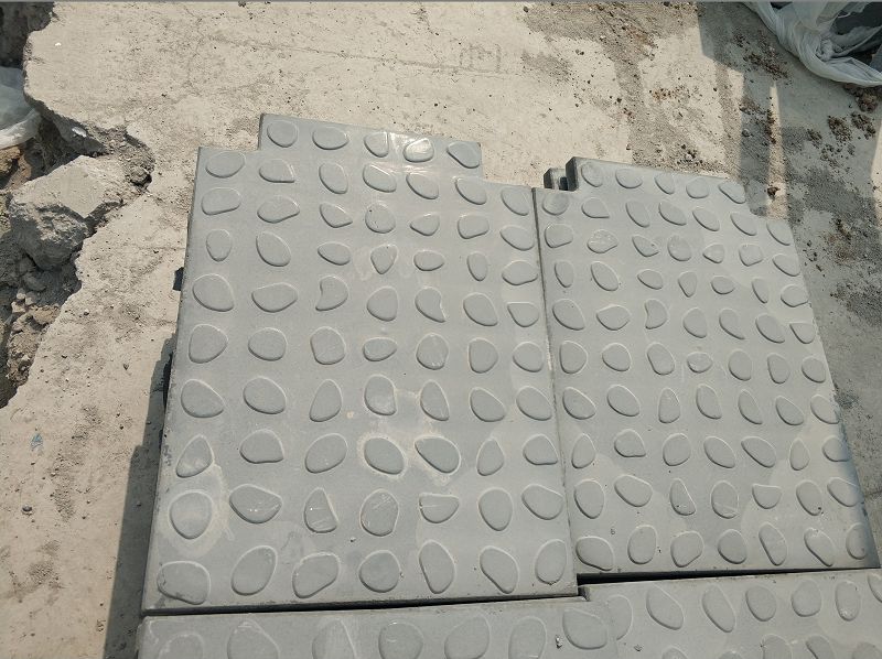 鋼格板電纜溝蓋板的維護