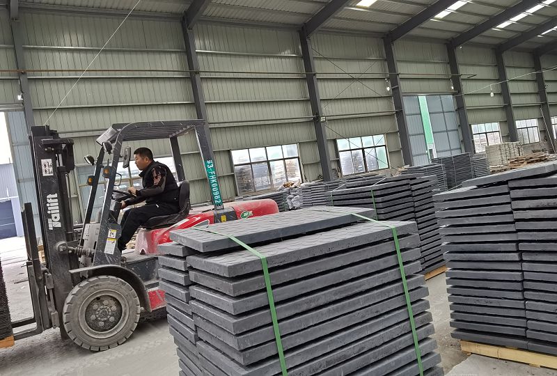 高強度復合材料井蓋在技術特點