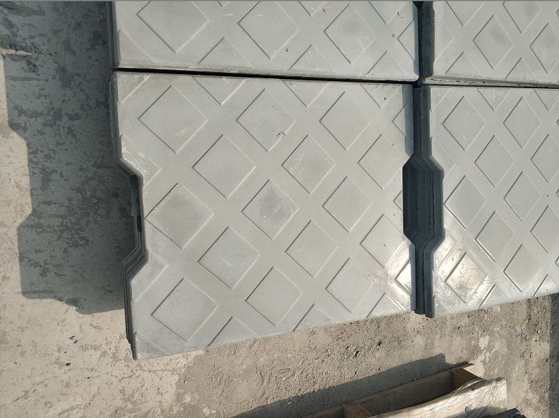 選擇高分子復合電纜溝蓋板讓你放心