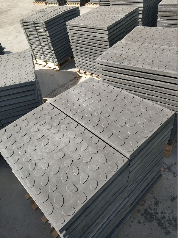 山東復合電纜溝蓋板應該怎么施工